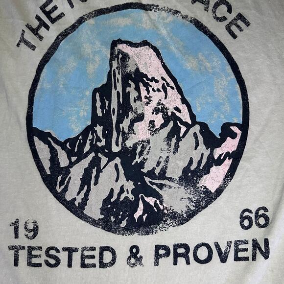 👣 The North Face “Tested & Proven” Graphic Tee – Cream Size XL - Picture 4 of 4